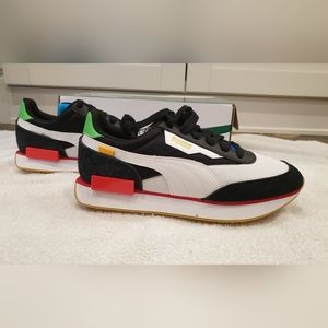 Youth size 6 (Size 8 Womens) Black & white Puma casual sneakers (new with box)